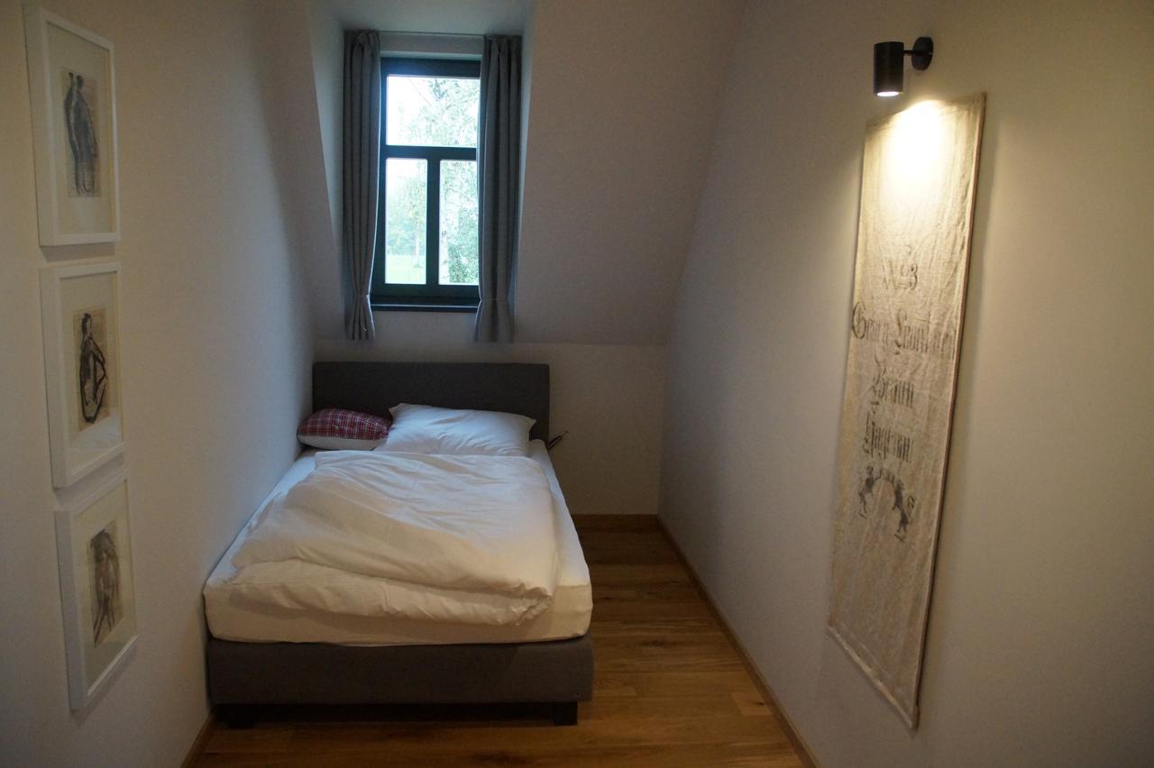 Hotel Dorfmuehle Lehrberg Room photo